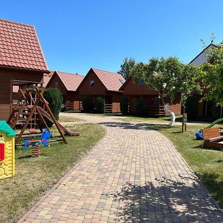 Ala i Tomek domki Łeba Exteriör bild