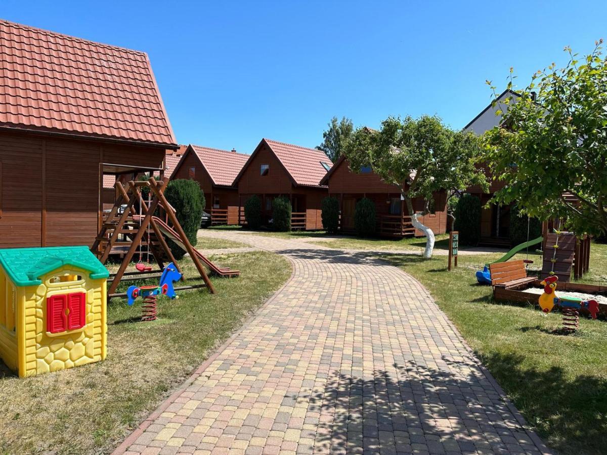 Ala i Tomek domki Łeba Exteriör bild